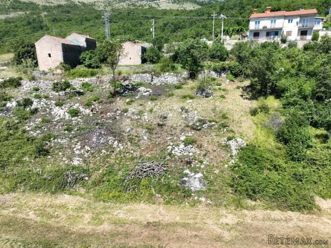 Građevinsko zemljište na istočnoj obali Istre - 3