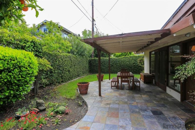 3 Bedrooms - Property - CA - For Sale - 2