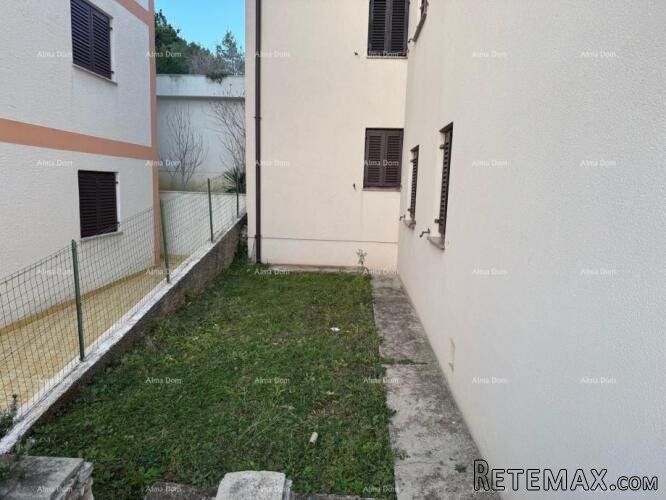 Prodaja- stan u prizemlju s pogledom na more, Rabac!