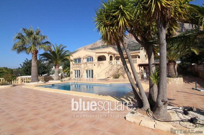 5 Bedroom Detached Villa Javea Montgo