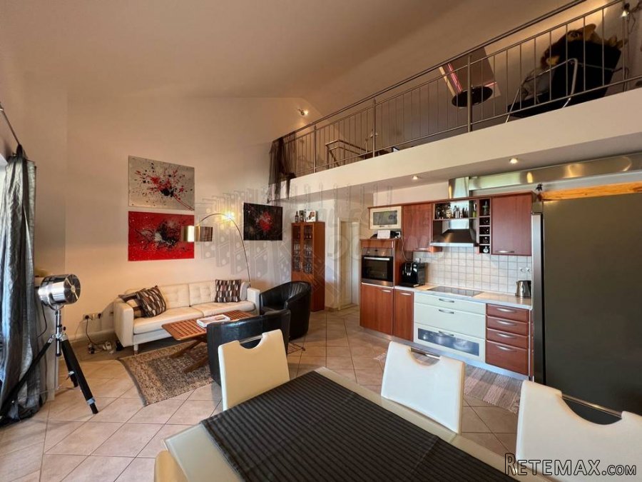 Apartman s otvorenim pogledom na more! Rijetkost na tržištu! - 8