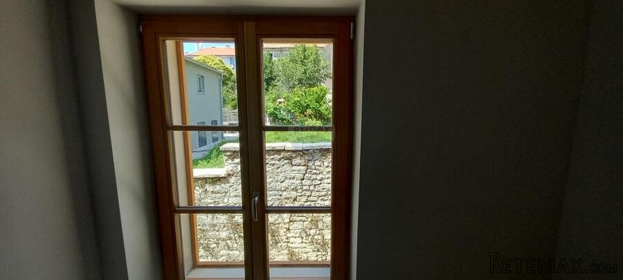 Istra,Pula centar, nova, luksuzna kuća s 3 apartmana - 9