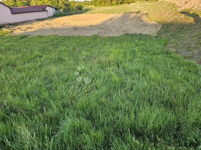 Građevinsko/poljoprivredno zemljište
