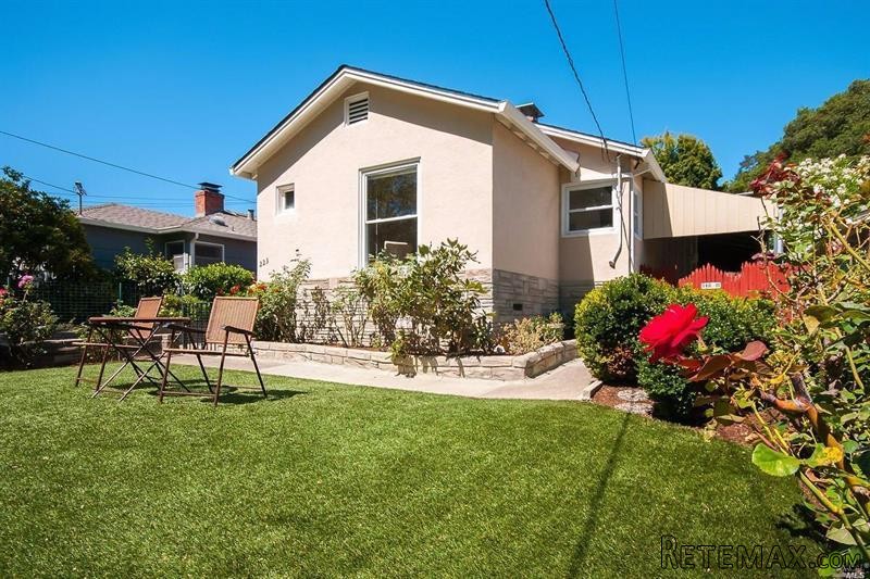 3 bedroom House For Sale: 223 Marin..