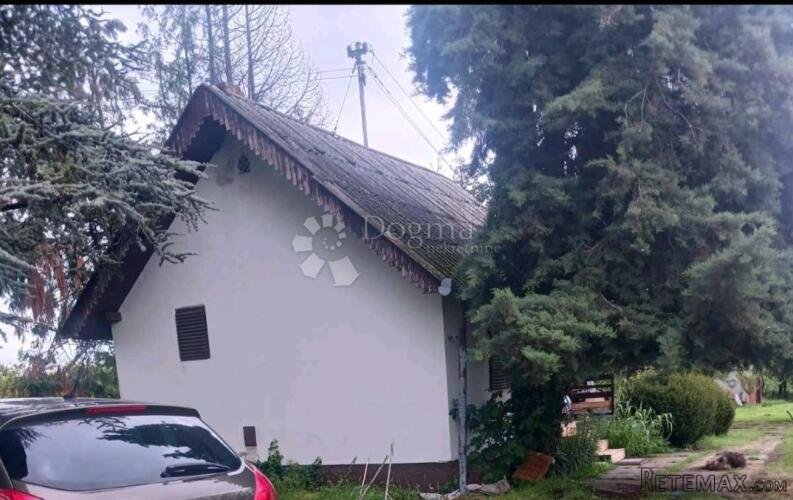 Preslatka kućica skrivena od pogleda u Zmajevcu! - 2