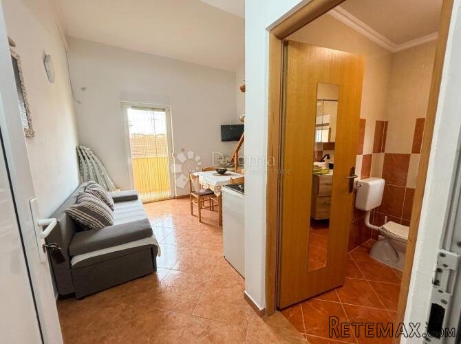 Prilika! 3 Apartmana na jednom Katu - 2