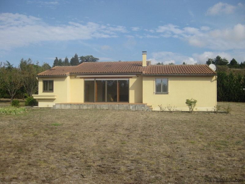 3 Bedrooms - Villa -..