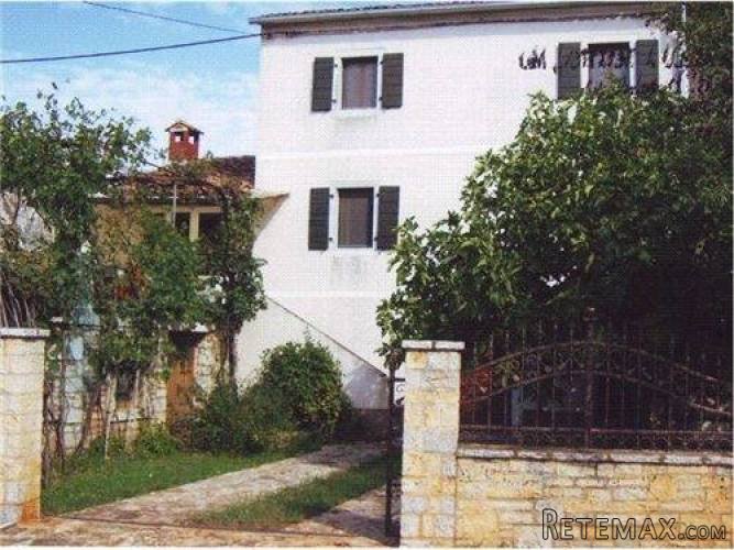 RENOVIRANA KUĆA U SELU POKRAJ VIŠNJANA - 3