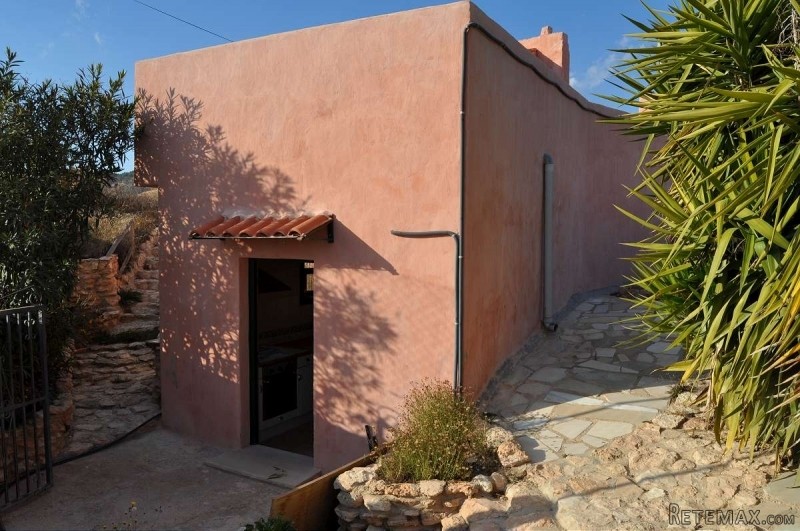 Alguena Cave House