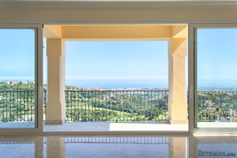 6 Bedrooms - Villa - Malaga - For Sale - 2