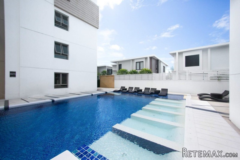 Kamala Regent - Modern 1-Bedroom..