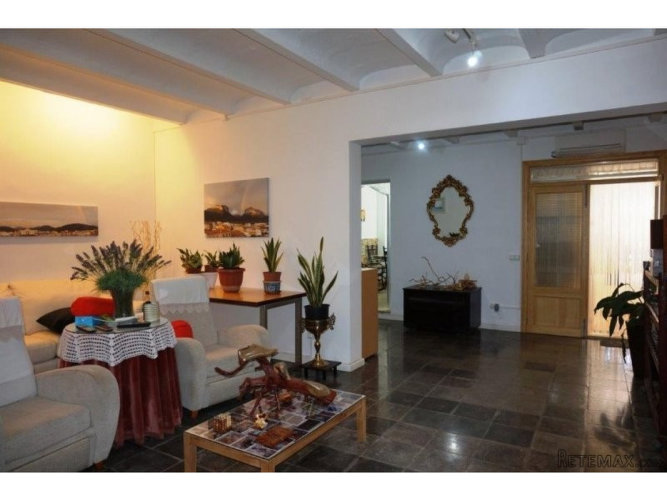 Townhouse with garage, garden..