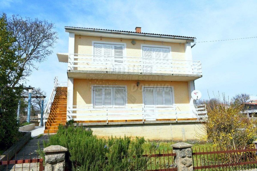 Apartman - etaža samostojeće kuće sa okućnicom! Krk - oko.. - 2