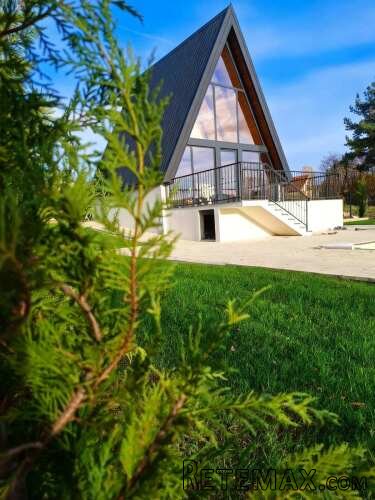 Na prodaju Luxury Villas&Poll,Aranđelovac - 2