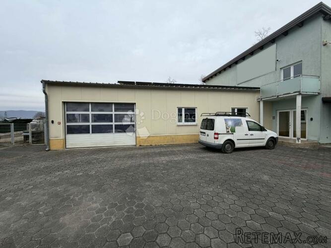 Poslovno stambena zgrada - Permani - 2