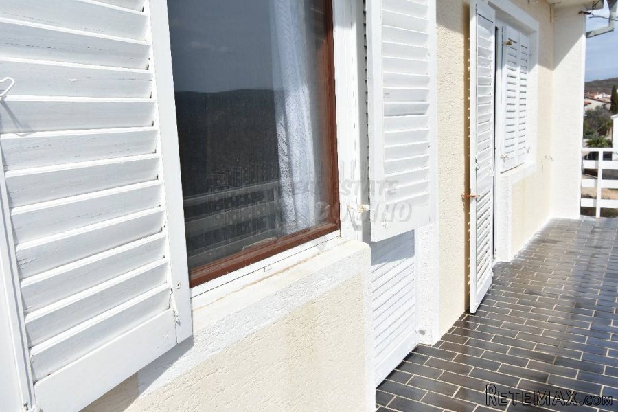 Apartman - etaža samostojeće kuće sa okućnicom! Krk - oko.. - 4