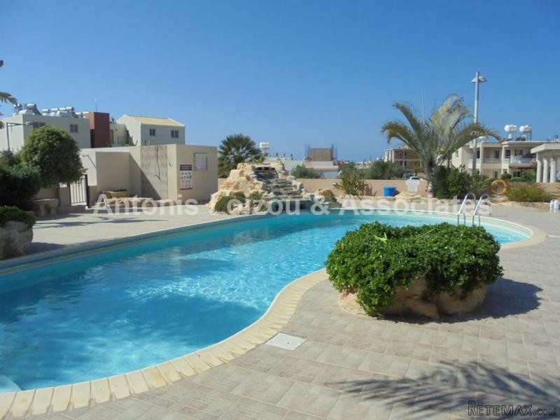 Lovely 1 Bed Ground Floor Apt Universal