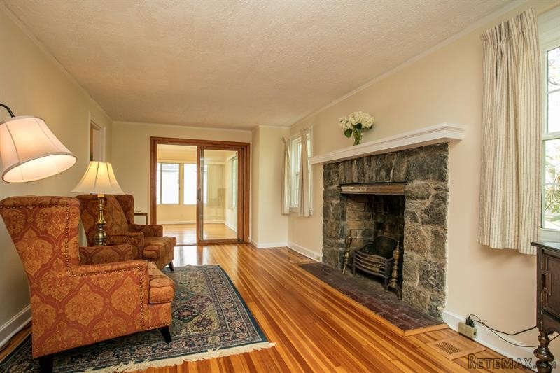 3 bedroom House For Sale: 14 Edgewood.. - 2