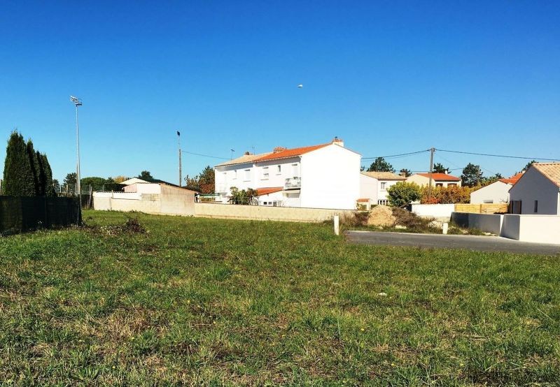 Building Plot Of 453m2 Is Ready To..