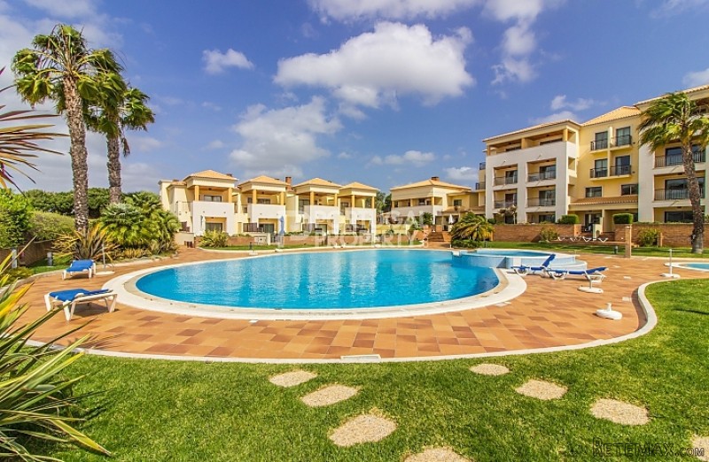 South Facing 2 Apartment in Vilamoura..