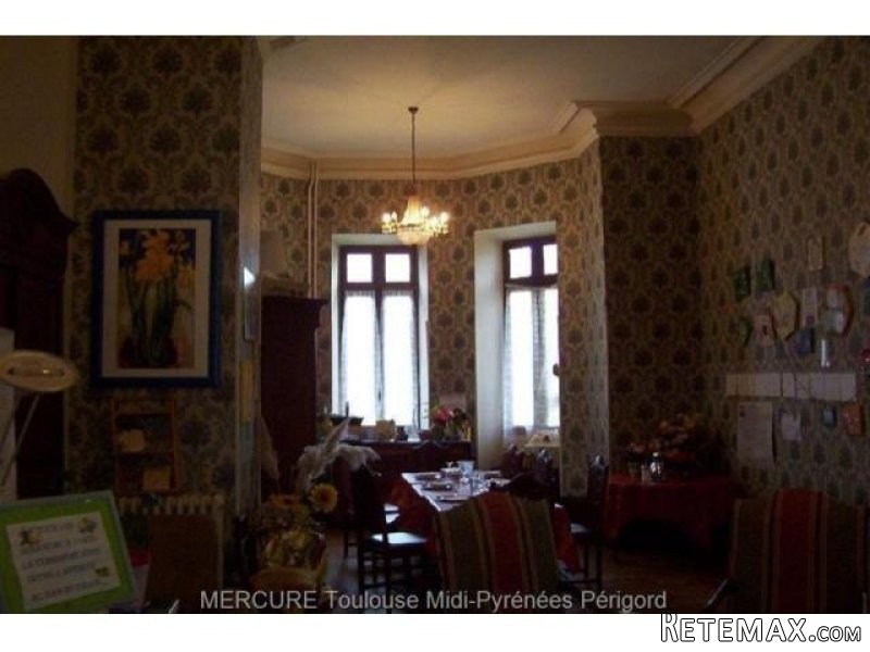49 bedroom Castle For Sale: 24000..