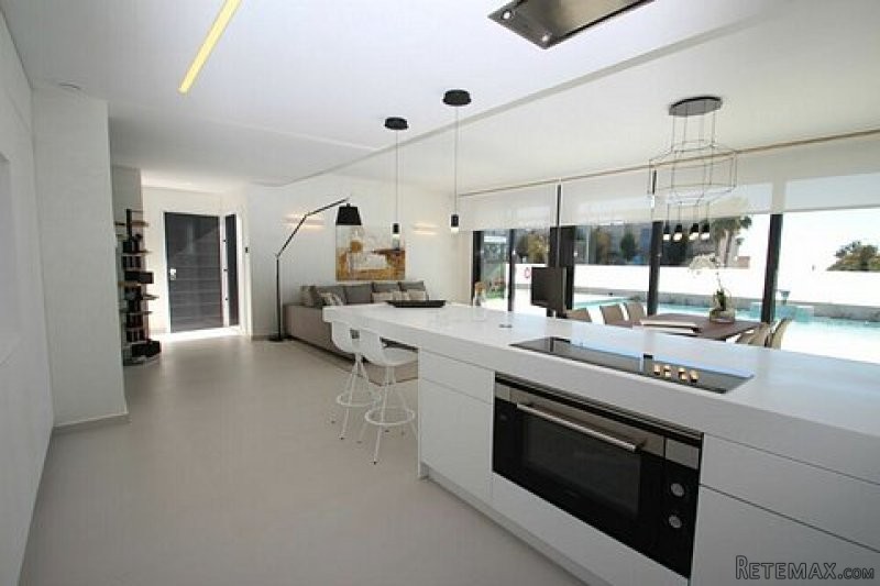 * Luxury 4 Bed Beachside Villa - 200.. - 2
