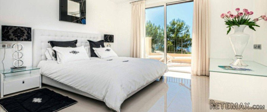 Camp de Mar Beach is a new development in Mallorca located.. - 5