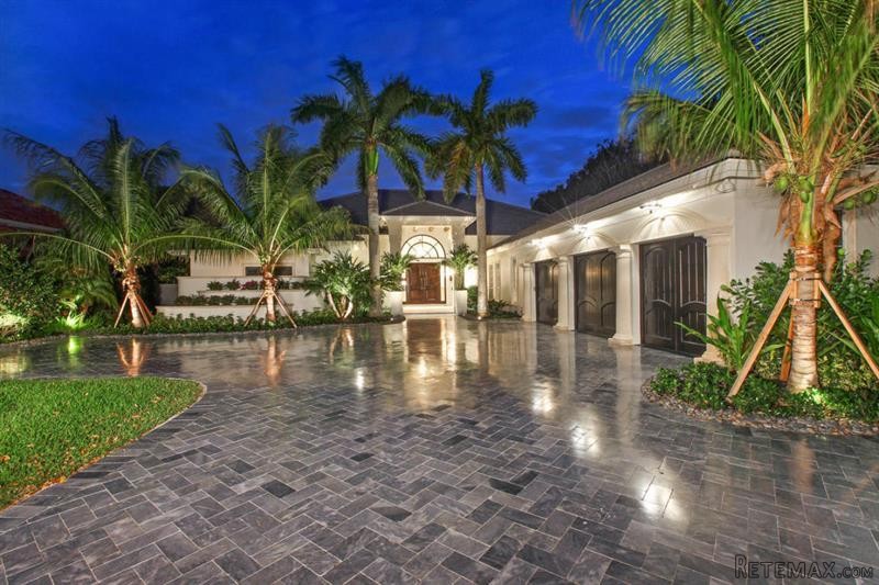 5 bedroom Residence For Sale: Jupiter..