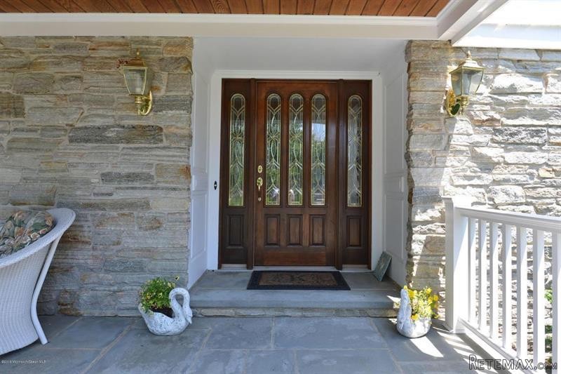 4 bedroom Detached House For Sale: 114.. - 2
