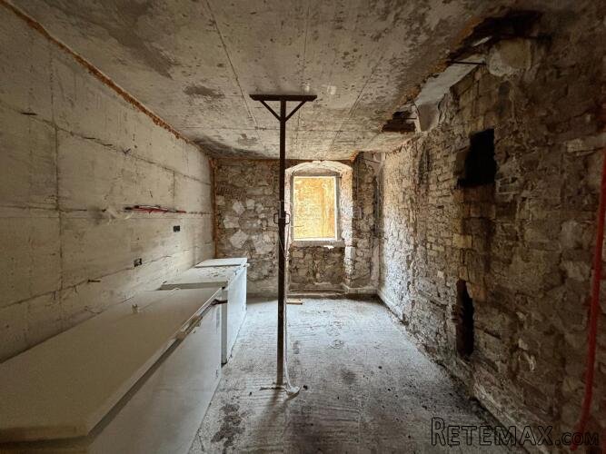 POREČ, STARA JEZGRA - STARINA S PROJEKTOM ZA HOTEL! - 2