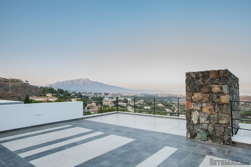 6 Bedrooms - Villas - Malaga - For Sale - 2