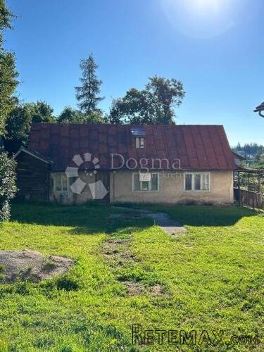 Kuća s građevinskim zemljištem CENTAR Gospić PRILIKA !!! - 4