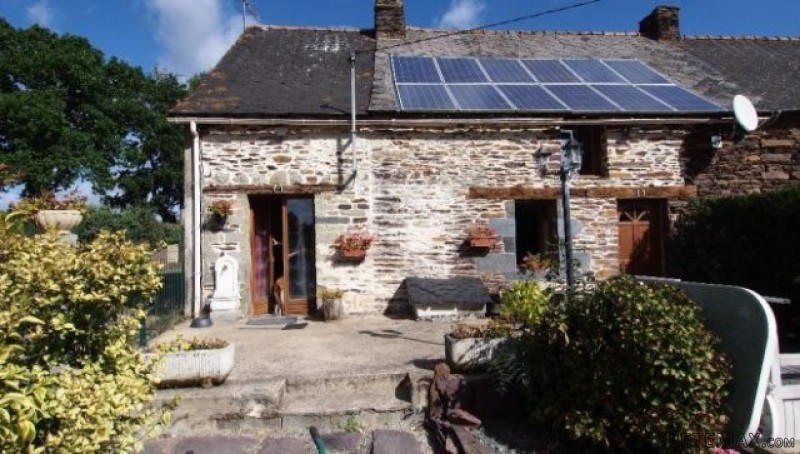 Pretty stonebuilt house, 63,130 €