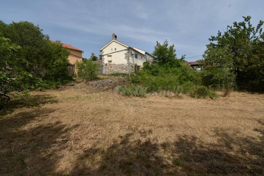 Renovirana kamena kuća sa prekrasnom okućnicom! - 5