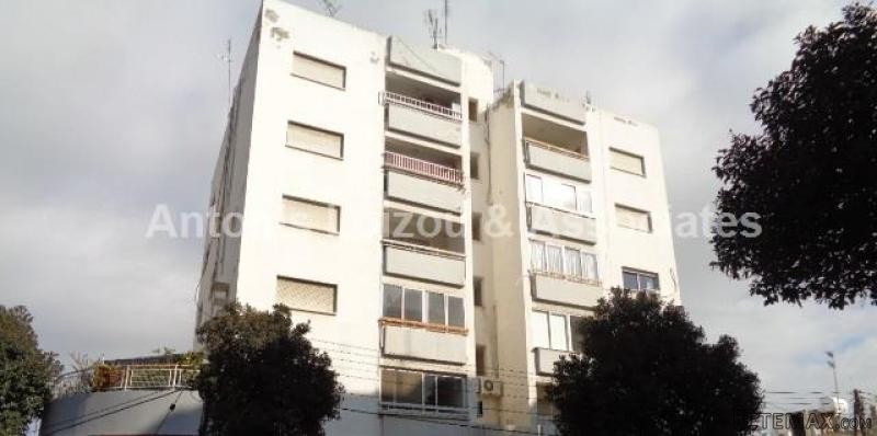 3 Bedroom Apartment in Agioi Omologites