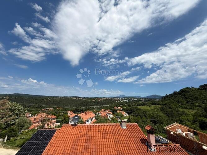 LABIN,kuća sa 3 stambene jedinice,istarskom konobom, nedalek