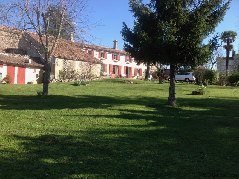 Stunning Detached South Facing House..