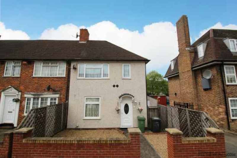 3 bedroom, End Of Terrace House house..