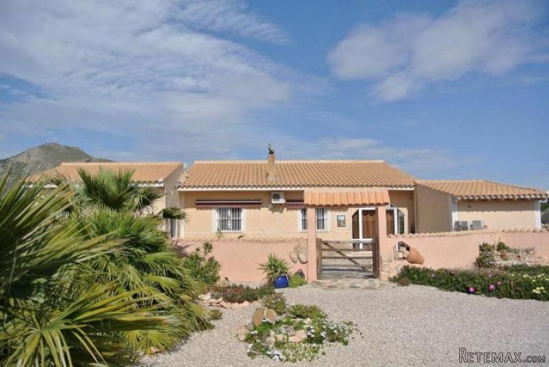 4 bedroom Villa in Hondon Valley (Ref...