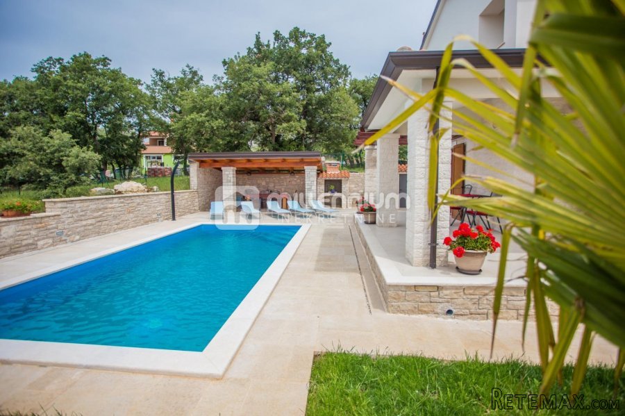 Istra, okolica Poreča, vila s bazenom - 2
