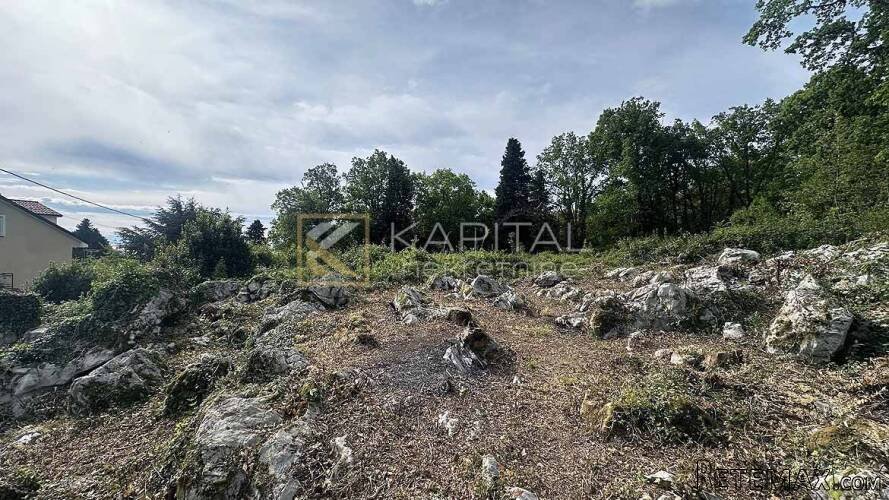 Građevisnko zemljište s građevinskom dozvolom 633m2 - 3