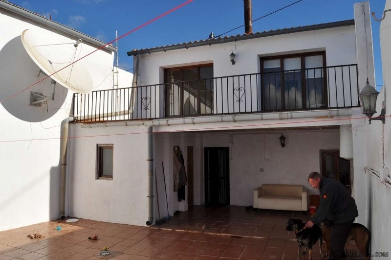 Fully Reformed Home In Monovar