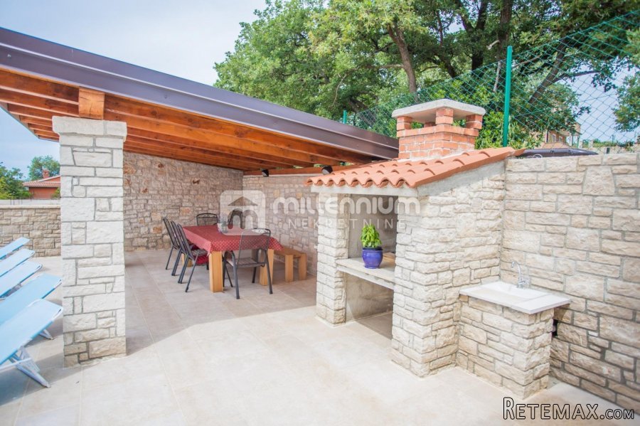 Istra, okolica Poreča, vila s bazenom - 8