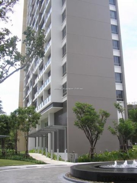 1 Bedroom Condo for sale in Wongamat -..