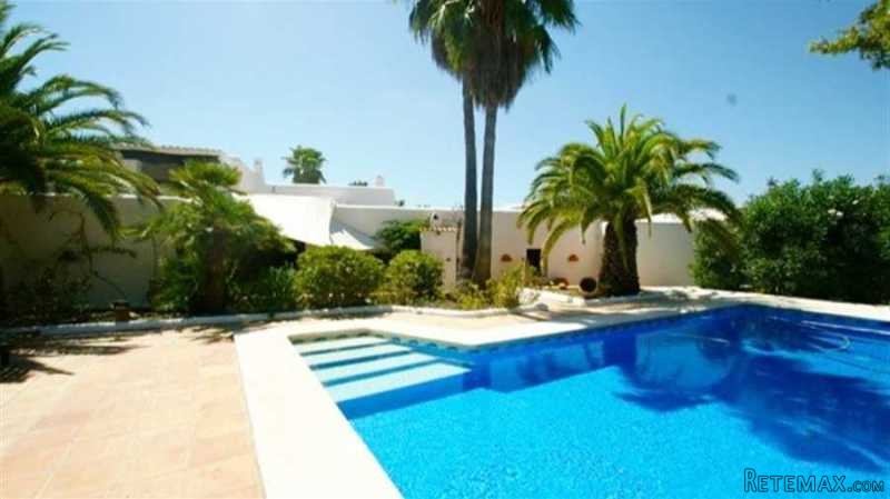 Authentic finca with pool