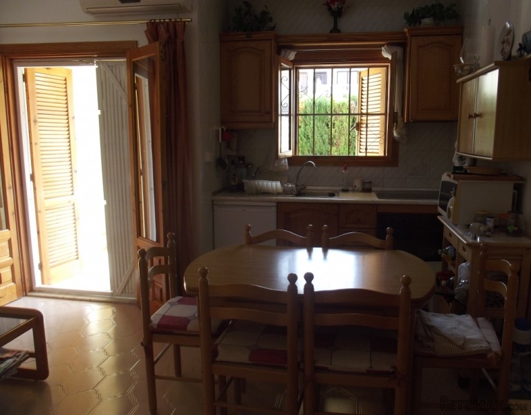 1 Bedroom Bungalow For Sale - 2