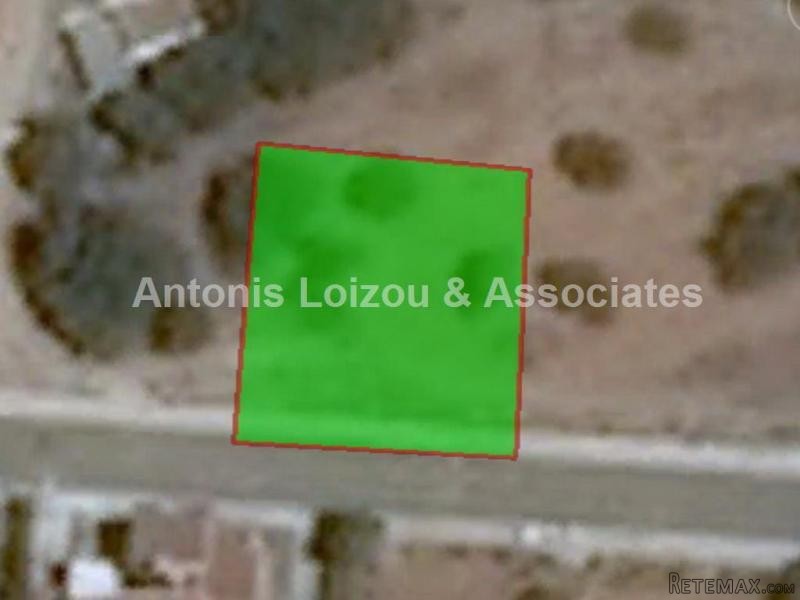 Plot in Kissonerga with sea view near..