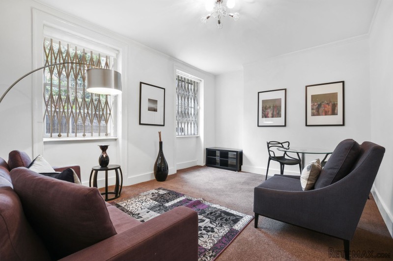 Flat 4, 14 Finchley Road