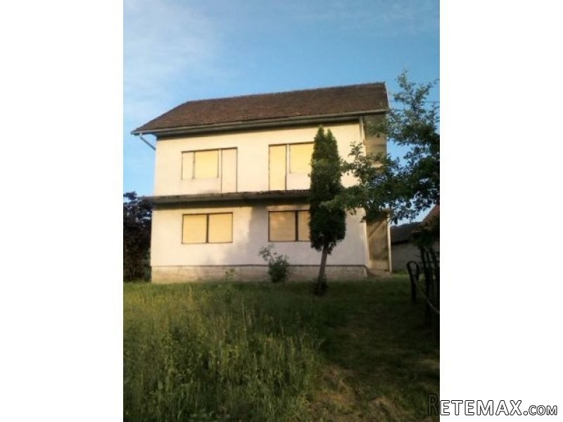 Prodajem kucu u Glini 184 m2 - 2