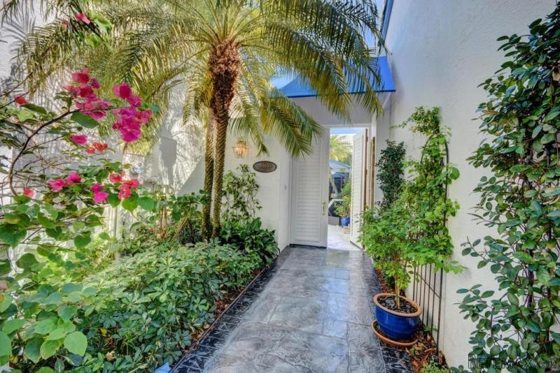 3668 Mykonos Ct, Boca Raton, FL -..